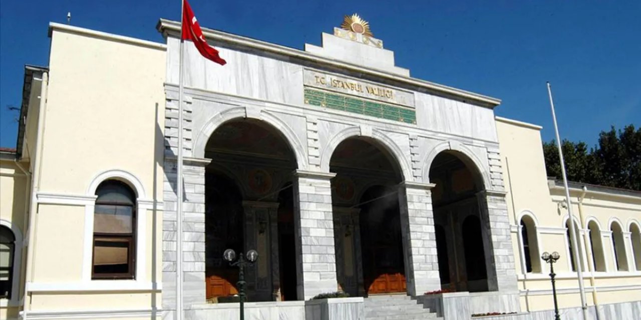 İstanbul Valiliği'nden Belediyelere Sokak Köpeği Talimatı: Mayıs Ayına Kadar Süre