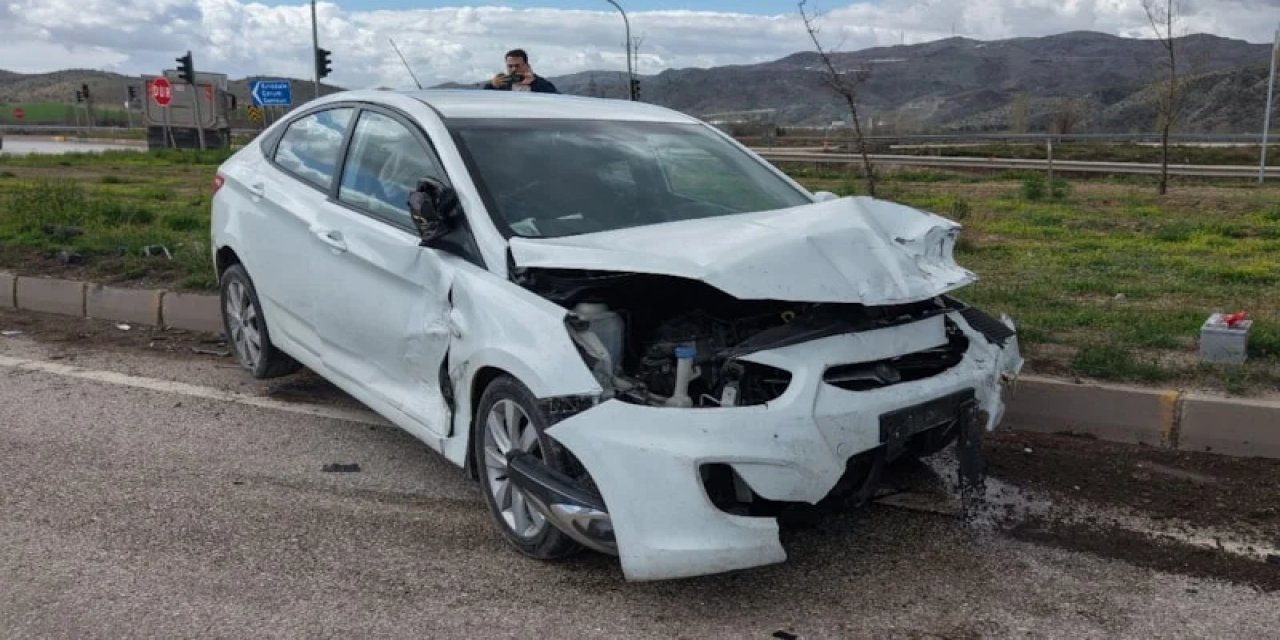 Kırıkkale’de Kavşakta Zincirleme Kaza: 7 Yaralı