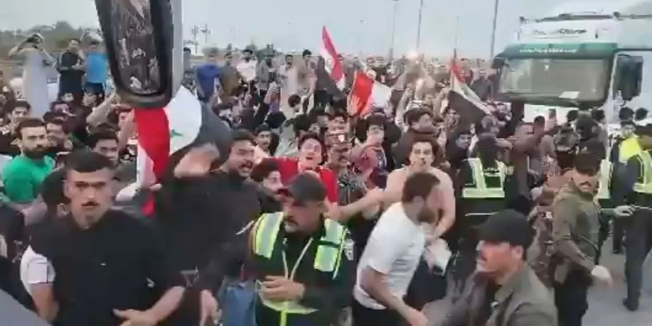 40 Yıl Sonra Dünya Kupası'na Katılınca Krallar Gibi Karşılandılar