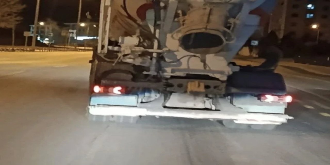 Denizli'de 1 Kilometre Boyunca Yola Beton Döktü: 191 Bin Lira Ceza