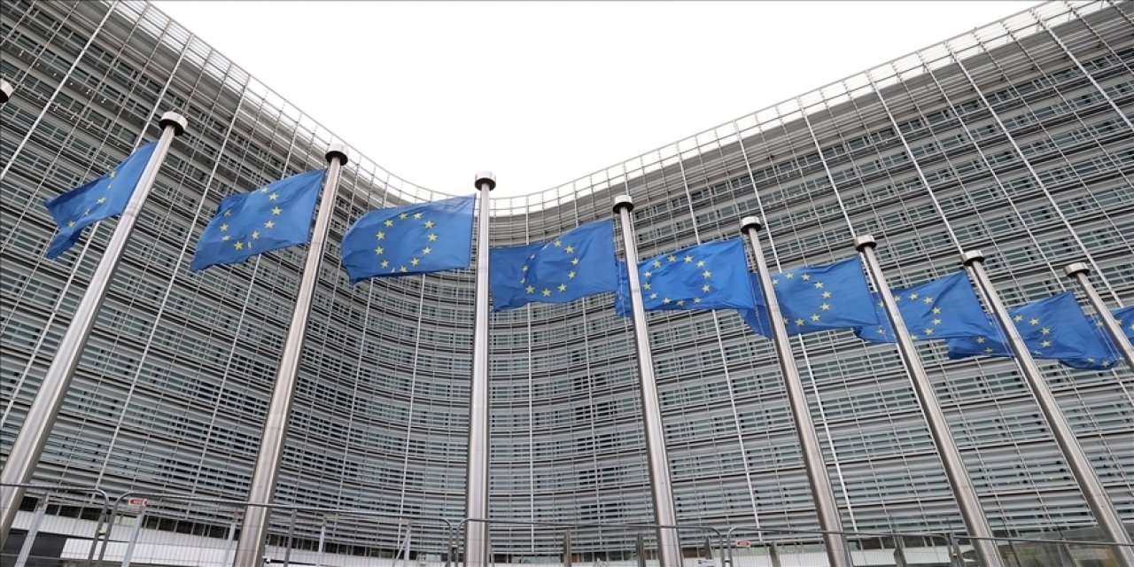 AB Üyesi 5 Ülke Enerji Firmalarına Beklenmedik Kar Vergisi Getirilmesini Talep Etti