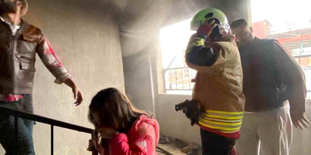 Kırıkhan'da Ev Yangını