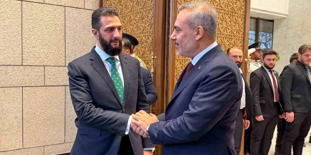Hakan Fidan Suriye'de Ahmed Eş-Şara İle Görüştü