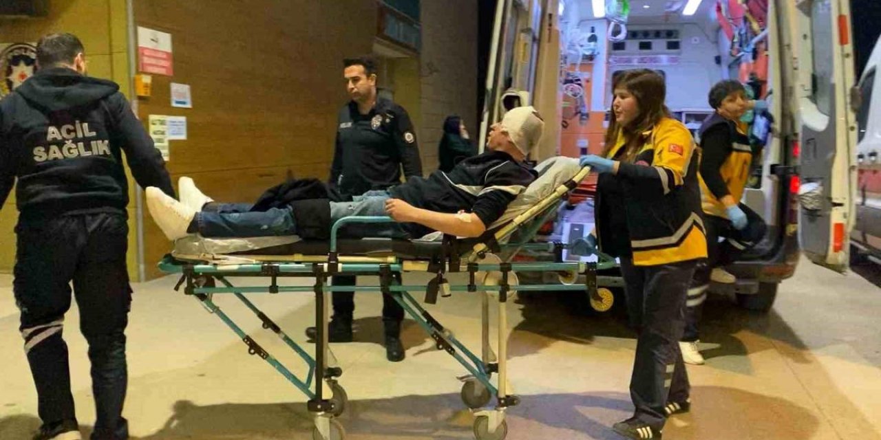 İnegöl'de Sopalı Kavga: 3 Yaralı