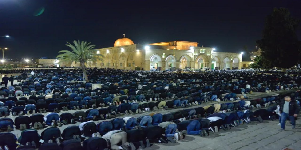 İsrail Mescid-i Aksa'da "Tam Egemenlik" Sağlamaya Çalışıyor