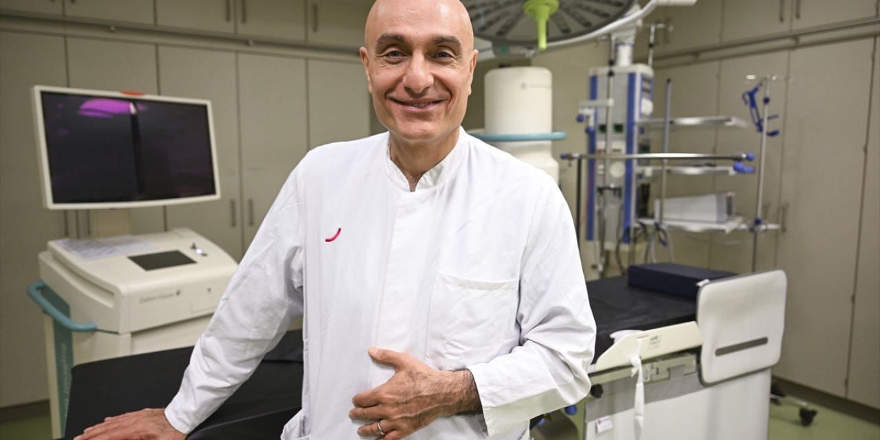 Almanya'da Türk Doktor, Yeni Geliştirilen Kalp Kapakçığını Kalbe Yerleştirerek Bir İlke İmza Attı