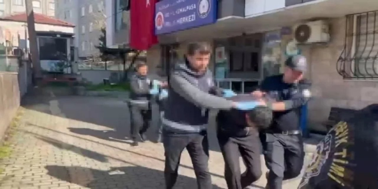 İstanbul'da Kavgaya Müdahale Eden 2 Polis Yaralandı