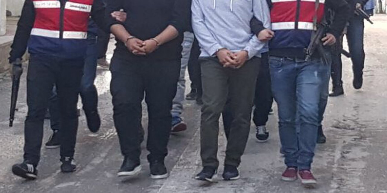 Konya Merkezli 13 İldeki Fetö Operasyonunda 19 Şüpheli Gözaltına Alındı