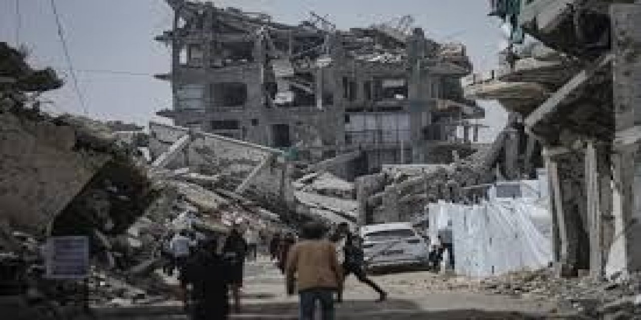 İsrail'in Gazze'ye Saldırılarında Can Kaybı 72 Bin 302'ye Yükseldi