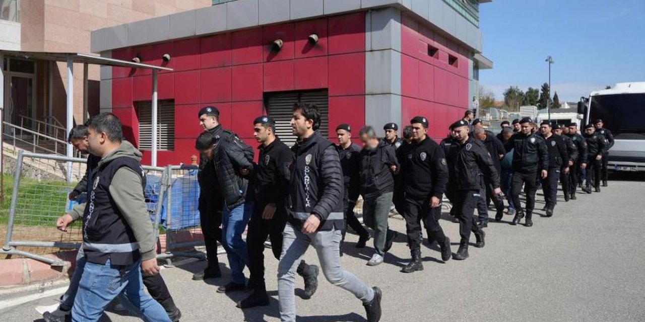 Üniversitede Akıl Almaz Olay