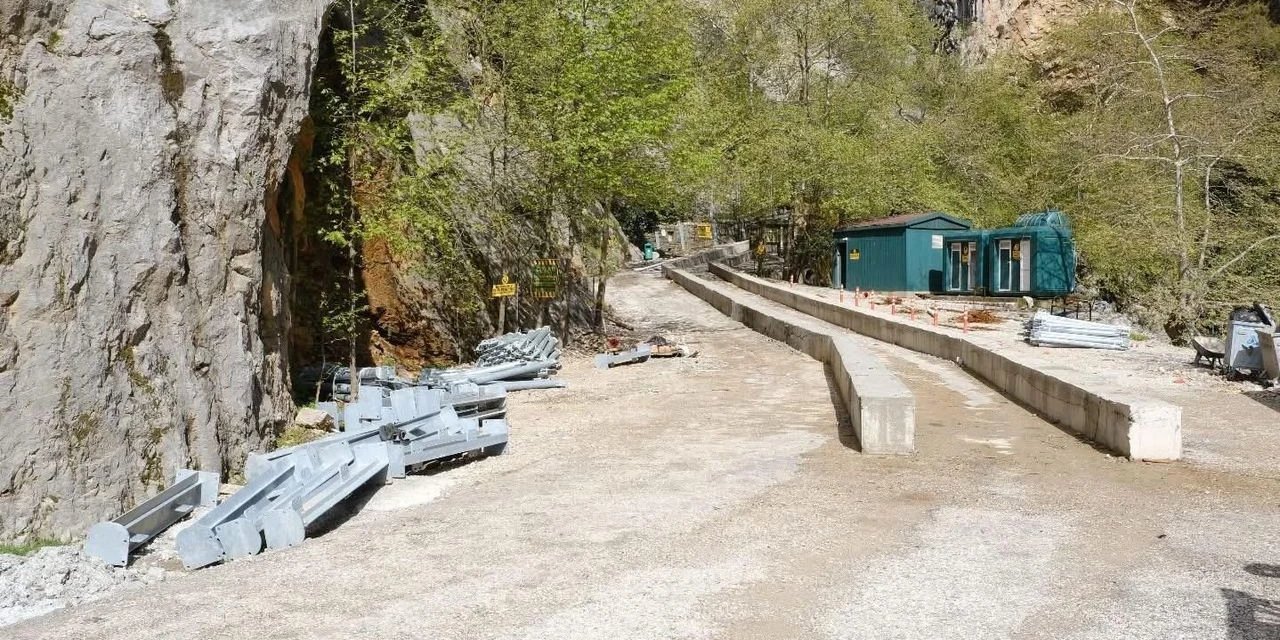 Altınbeşik Mağarası Mayısın İlk Haftası Ziyaretçilerini Ağırlamaya Başlayacak