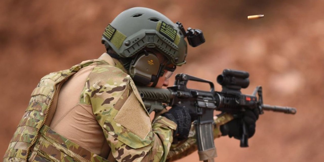 Komşu Ülkede Casus Krizi! Albay, NATO Bilgileri Çin'e Sattı