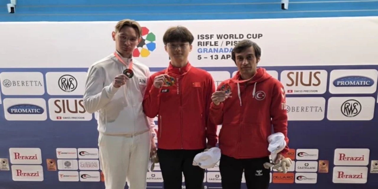 Buğra Selimzade, Dünya Kupası'nda Bronz Madalya Kazandı