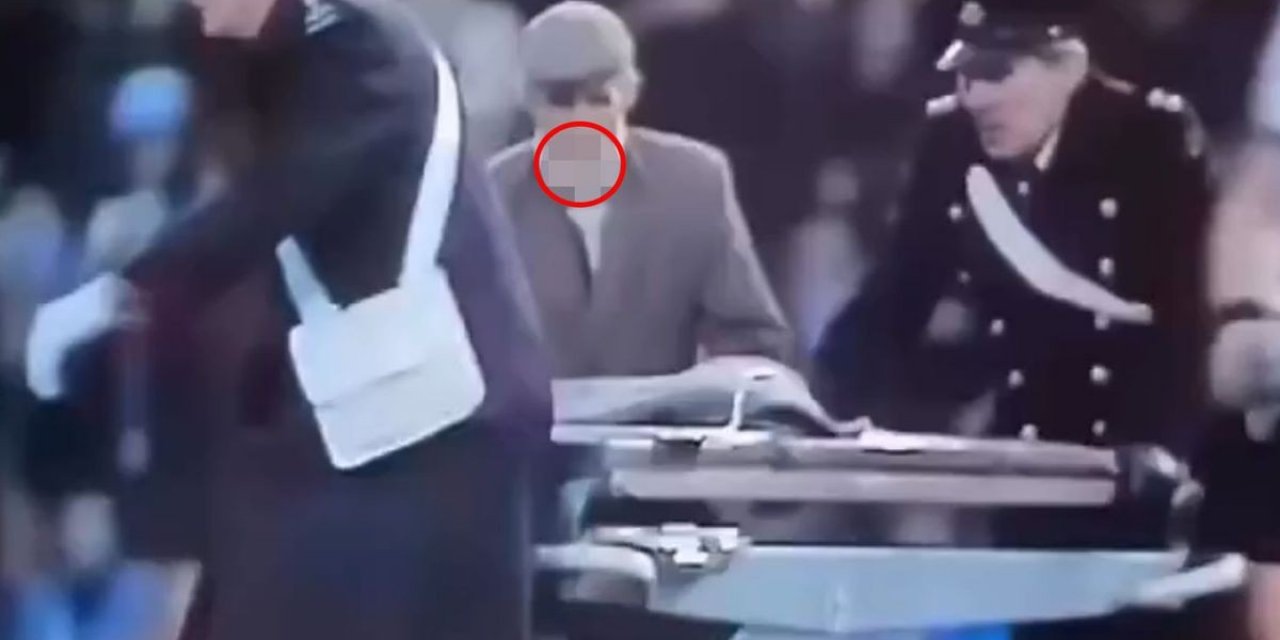 Yıllar Sonra Ortaya Çıkan Görüntü! Şimdi Olsa Yer Yerinden Oynar