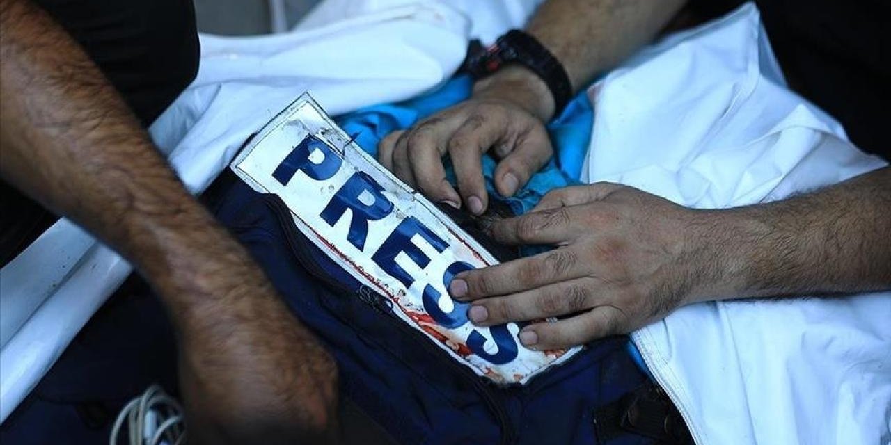 Soykırımcı İsrail, Gazetecileri Öldürmeye Devam Ediyor