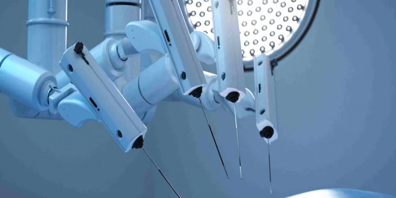 Robotik Cerrahiyle Hassas ve Hızlı Tedavi Sağlanıyor