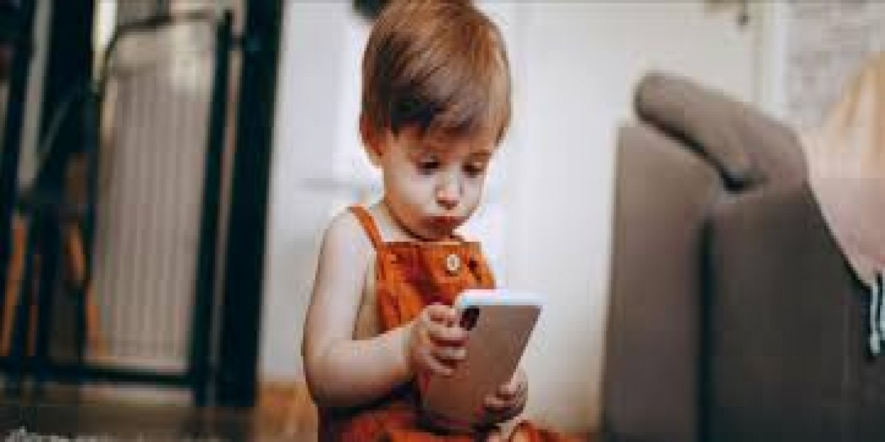 Avrupa’da Çocukların Korunmasına Yönelik Sosyal Medya Kısıtlamaları Yaygınlaşıyor