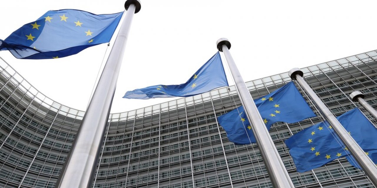 AB Üyesi 6 Ülkede Yapılan Ankete Göre Abd, Müttefikten Çok "tehdit" Olarak Görülüyor