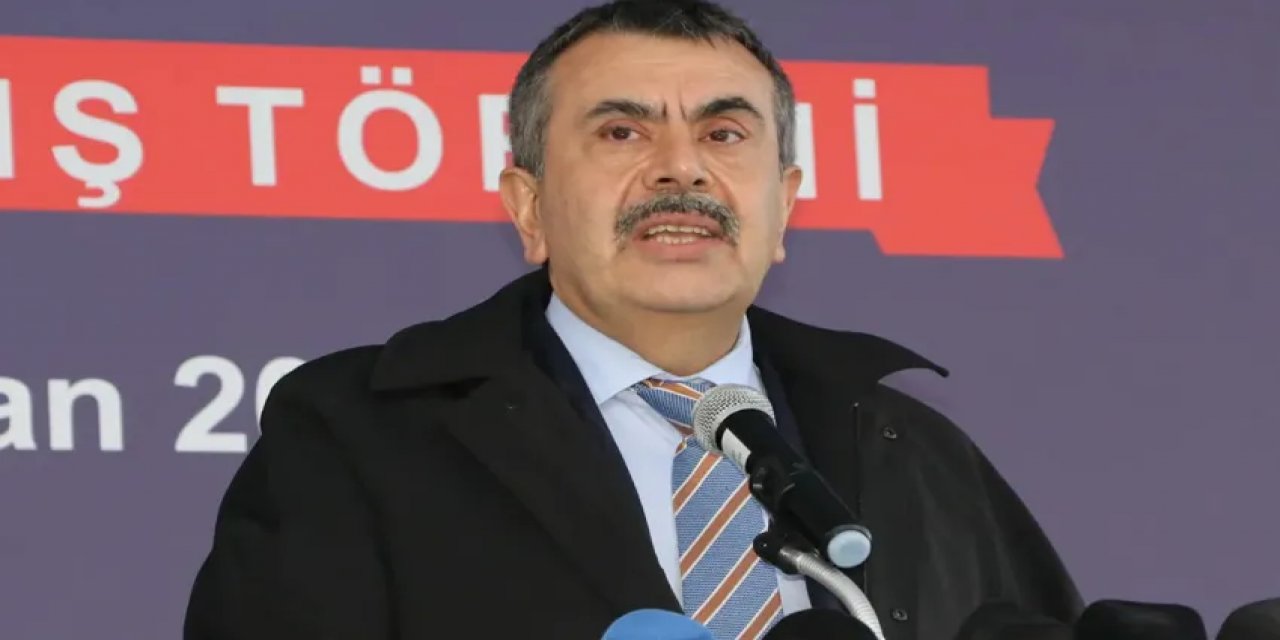 “Atatürk’e Mektup” Krizi Büyüyor! Bakan Tekin’den Sert Çıkış: Burası Muz Cumhuriyeti Değil!