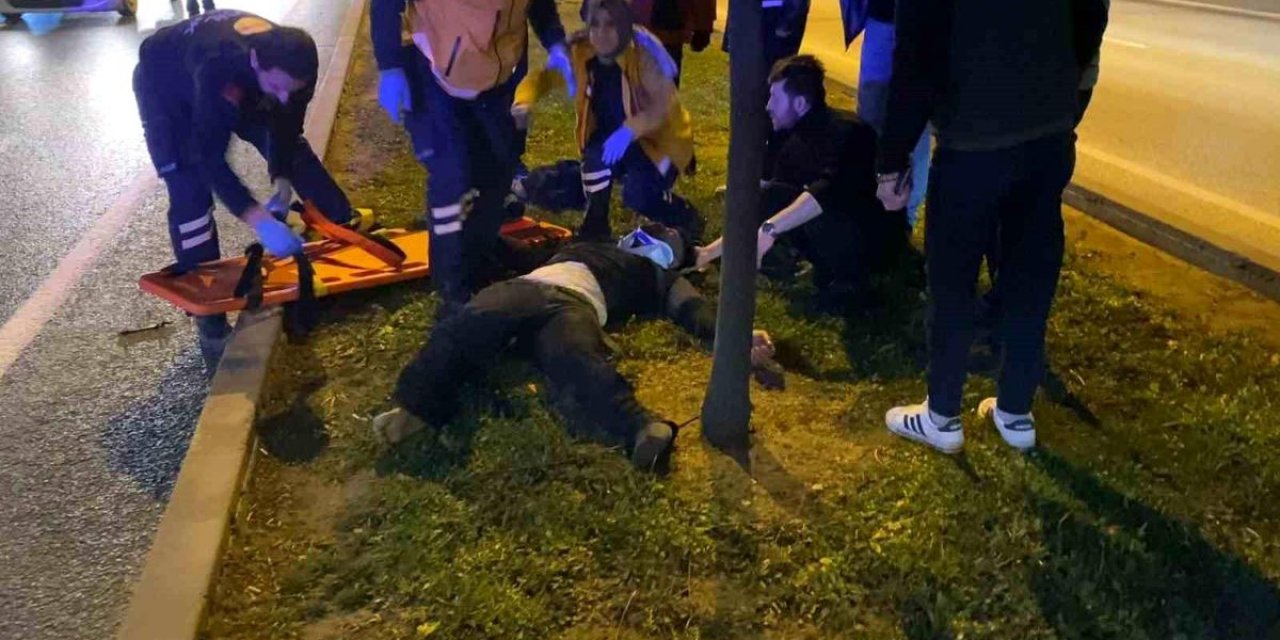 İnegöl'de Telefonu Almaya Çalışırken Araç Çarptı