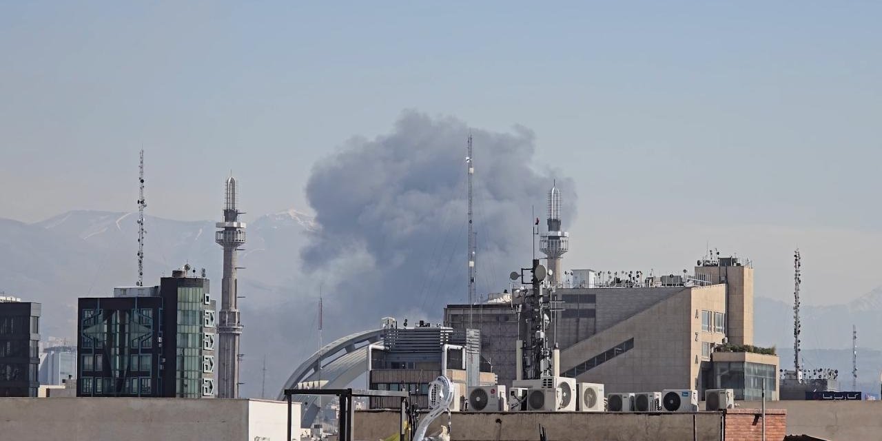 İran: ABD-İsrail Saldırılarında 942 Okul Zarar Görürken Bunlardan 18’i Tamamen Yıkıldı