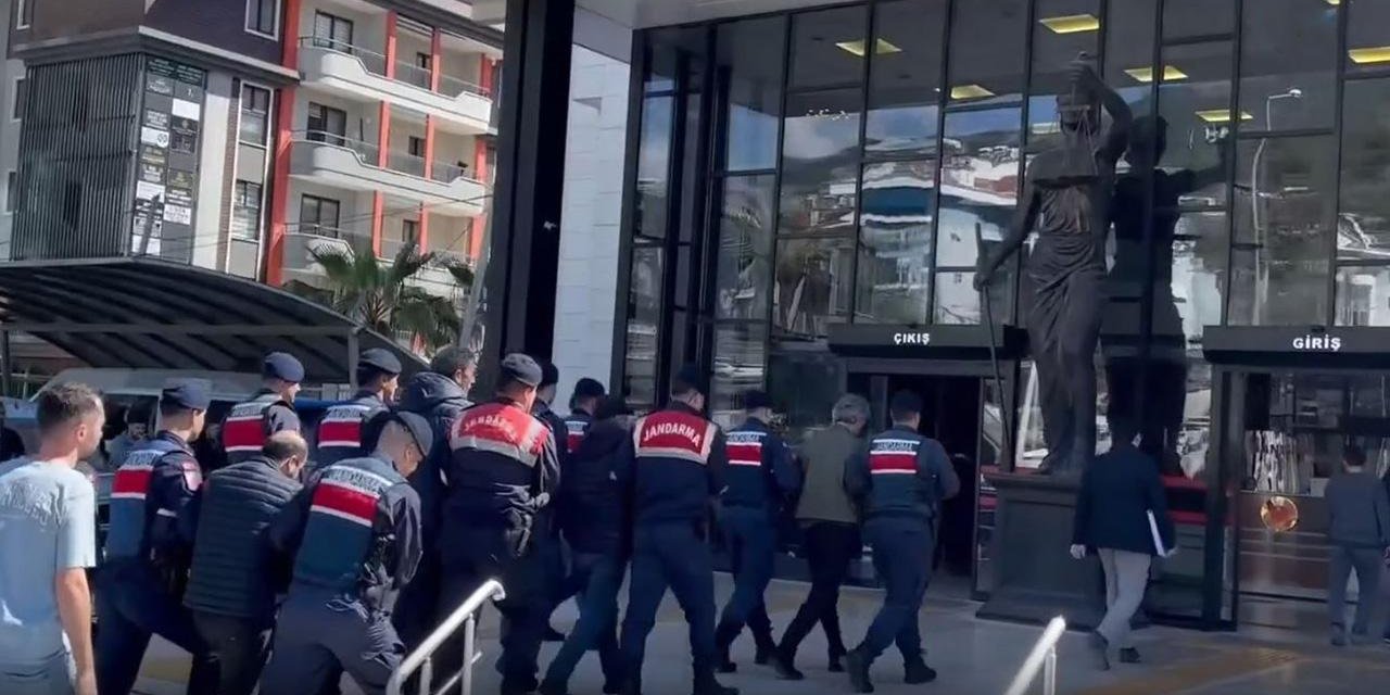 Zehir Tacirlerine Göz Açtırılmıyor: 425 Bin Hap Ele Geçirildi