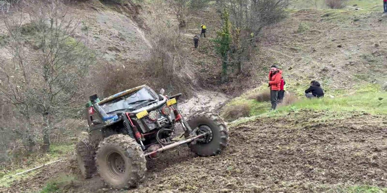 Bursa'da Off-Road Yarışında Takla Attı...nefes Kesen Anlar Kamerada