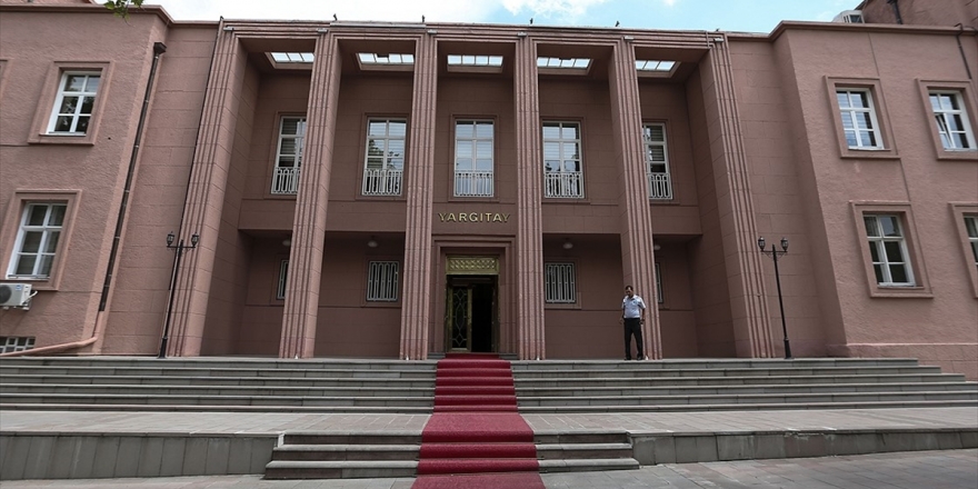 Eski Danıştay Üyesi Bülent Olcay'ın Hapis Cezasına Onama