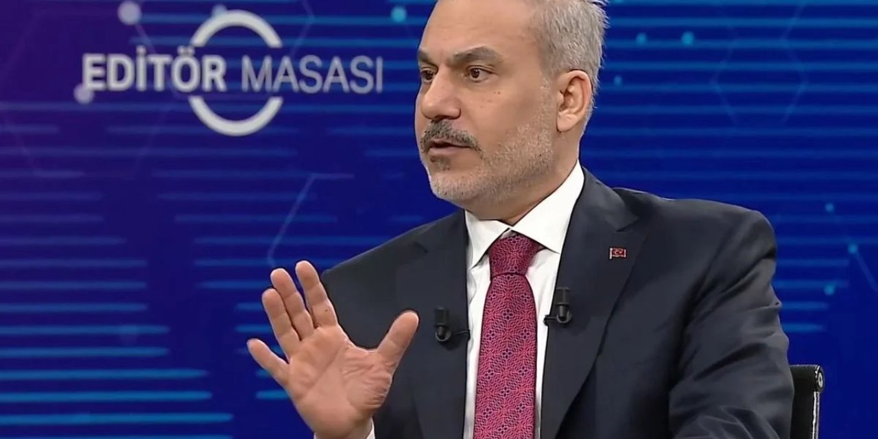 Canlı Yayına Damga Vuran An! Bakan Fidan Aniden Frene Bastı: "Burada Durayım Ben"