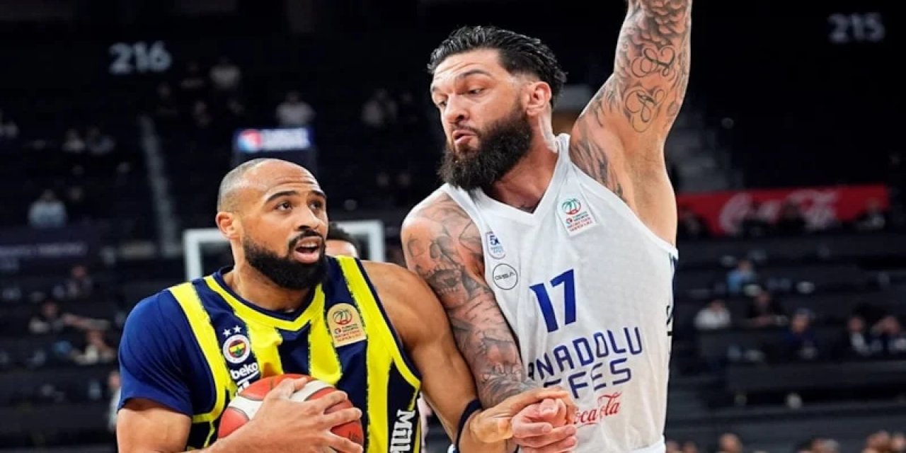 Fenerbahçe, Anadolu Efes'e Şans Tanımadı
