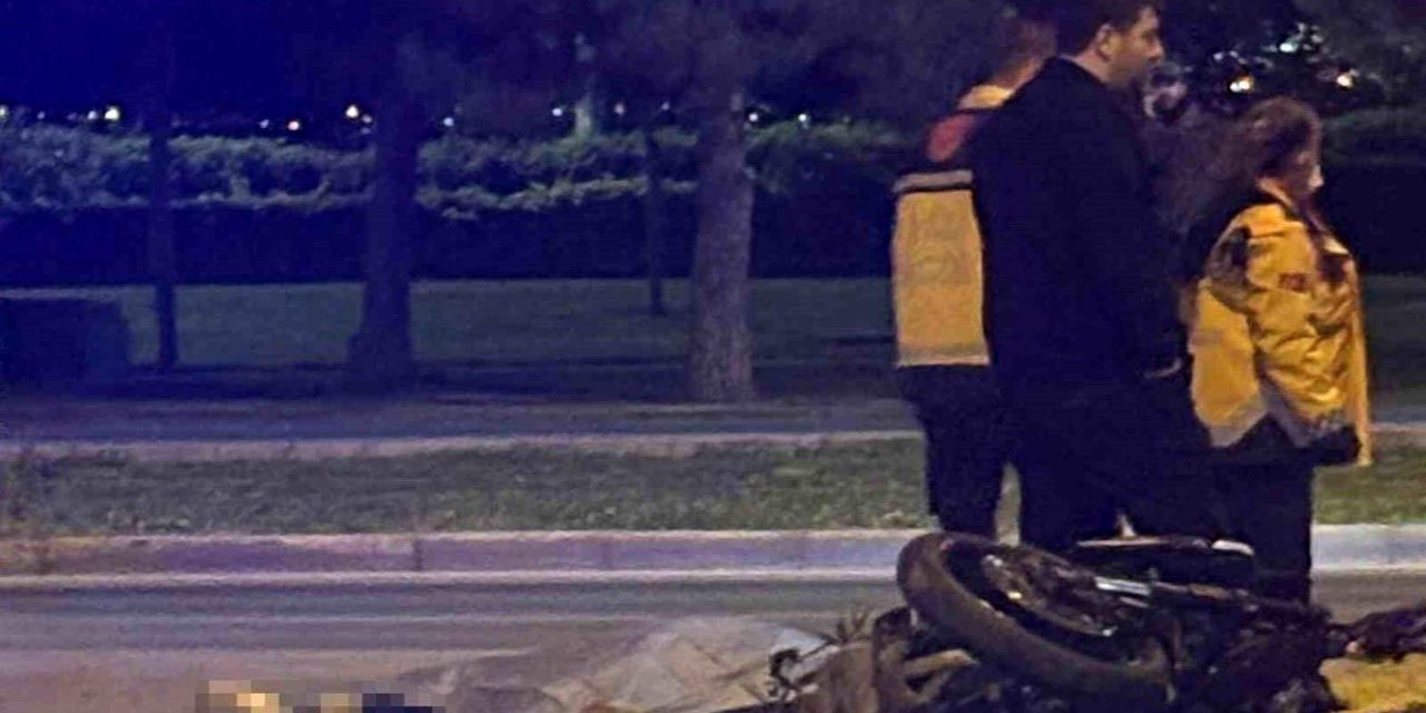 İzmir'de Motosiklet Kazası: Genç Hayatını Kaybetti