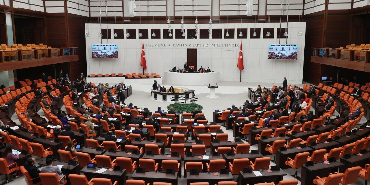 Sosyal Medyaya ve Doğum İznine Yönelik Düzenlemeler TBMM Genel Kurulunda