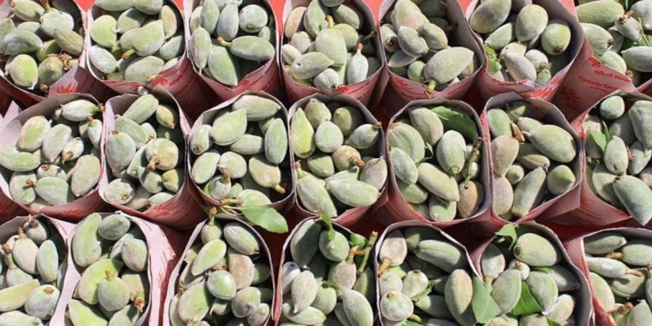 İstanbul'da Martın En Pahalı Meyvesi: Çağla