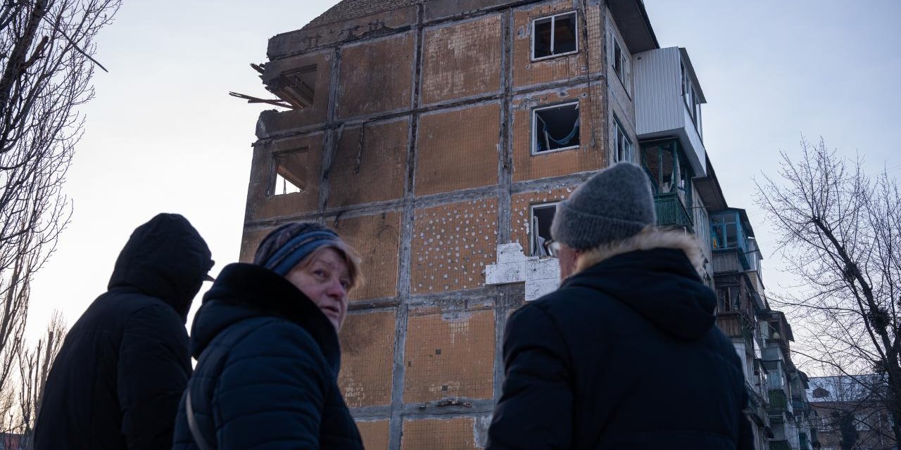 Ukrayna: Rusya'nın Düzenlediği Hava Saldırılarında En Az 15 Kişi Öldü ve 95 Kişi Yaralandı