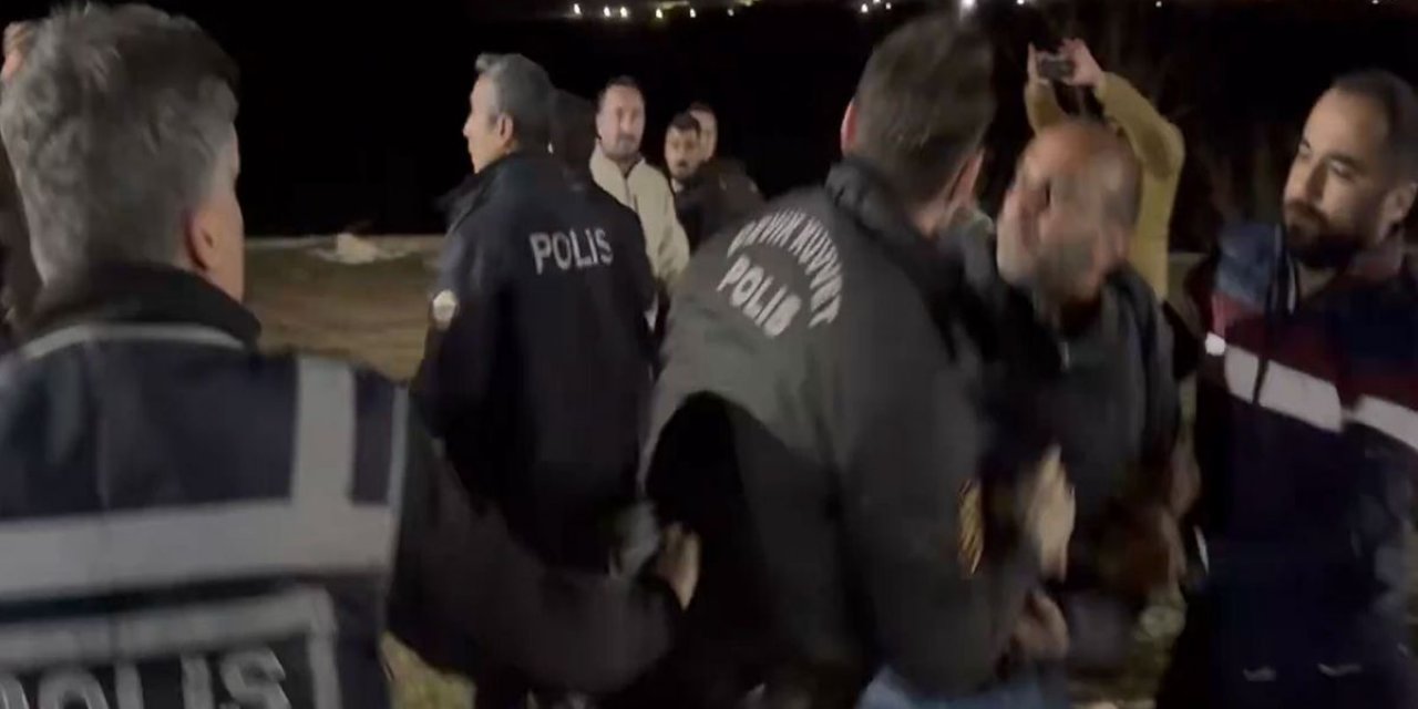 Tunceli Adliyesi Önünde Gülistan Doku’nun Ailesi İle Şüpheli Yakınları Arasında Arbede