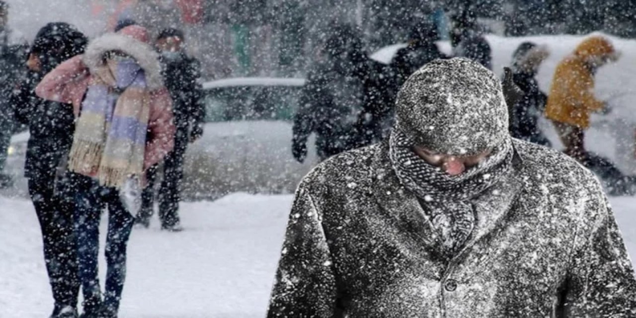 Tarih Belli Oldu: İki İle Lapa Lapa Kar Geliyor