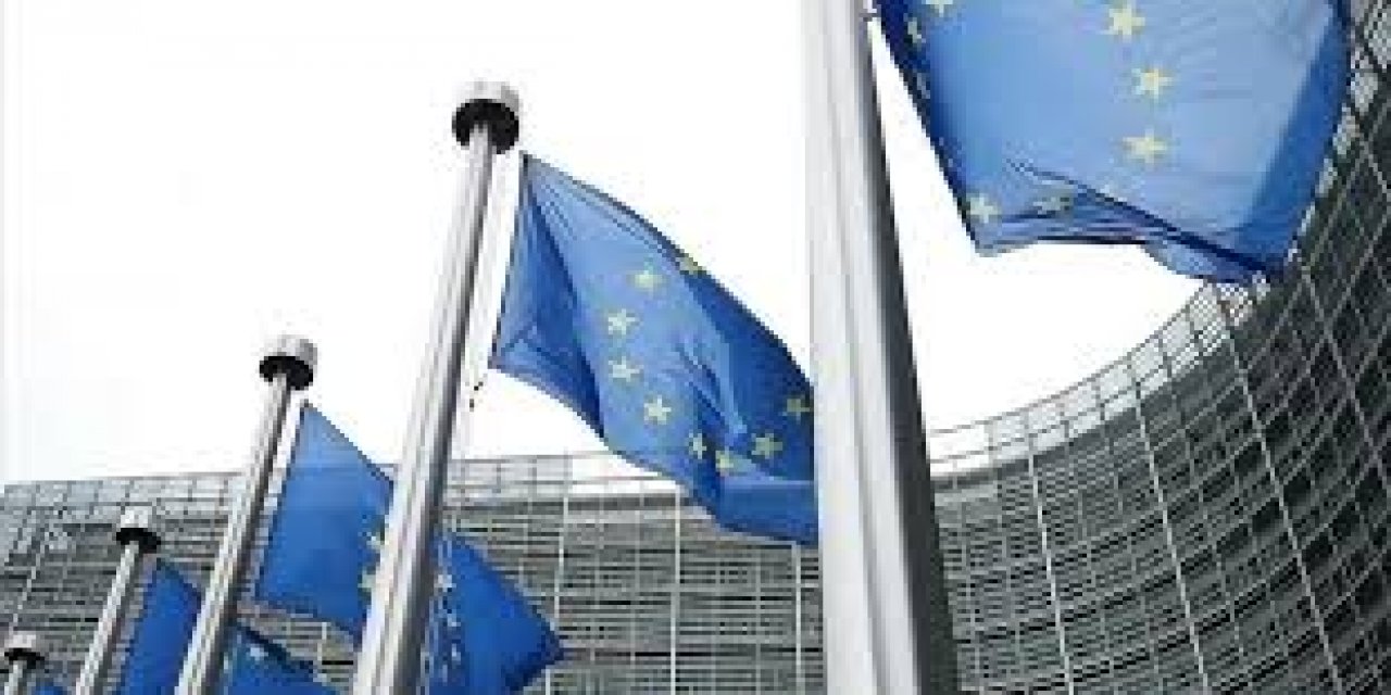 AB, 180 Milyon Avroluk Bulut İhalesini 4 Avrupalı Şirkete Verdi