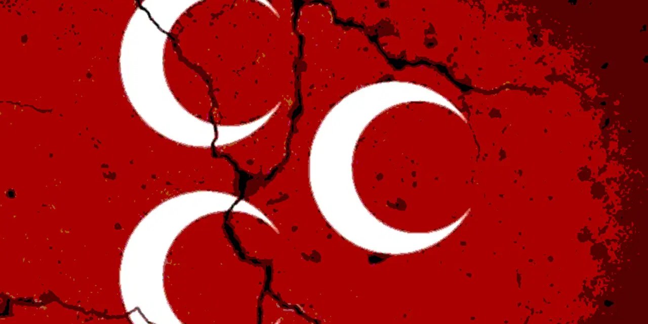 Son dakika... MHP'deki 'Tasfiye Rüzgarı' Sürüyor: Bilecik Ve Çanakkale İl Teşkilatları Da Feshedildi!