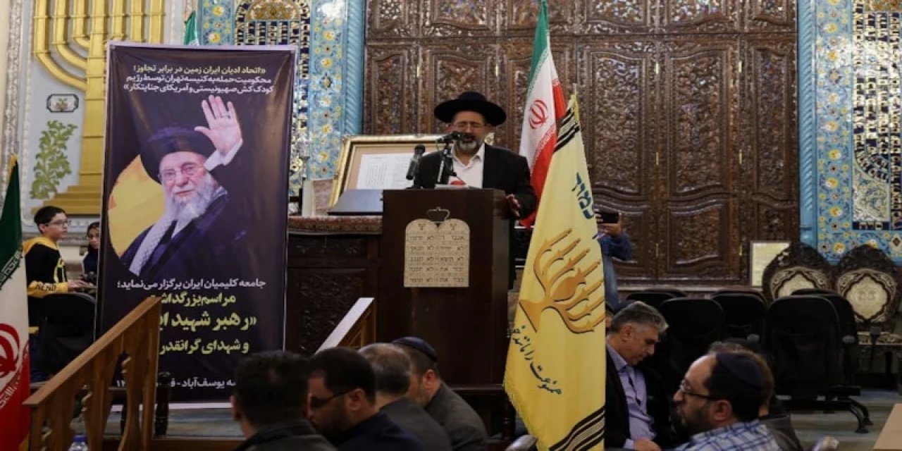 Tahran'daki Yusufabad Sinagogu'nda Ali Hamaney İçin Anma Töreni