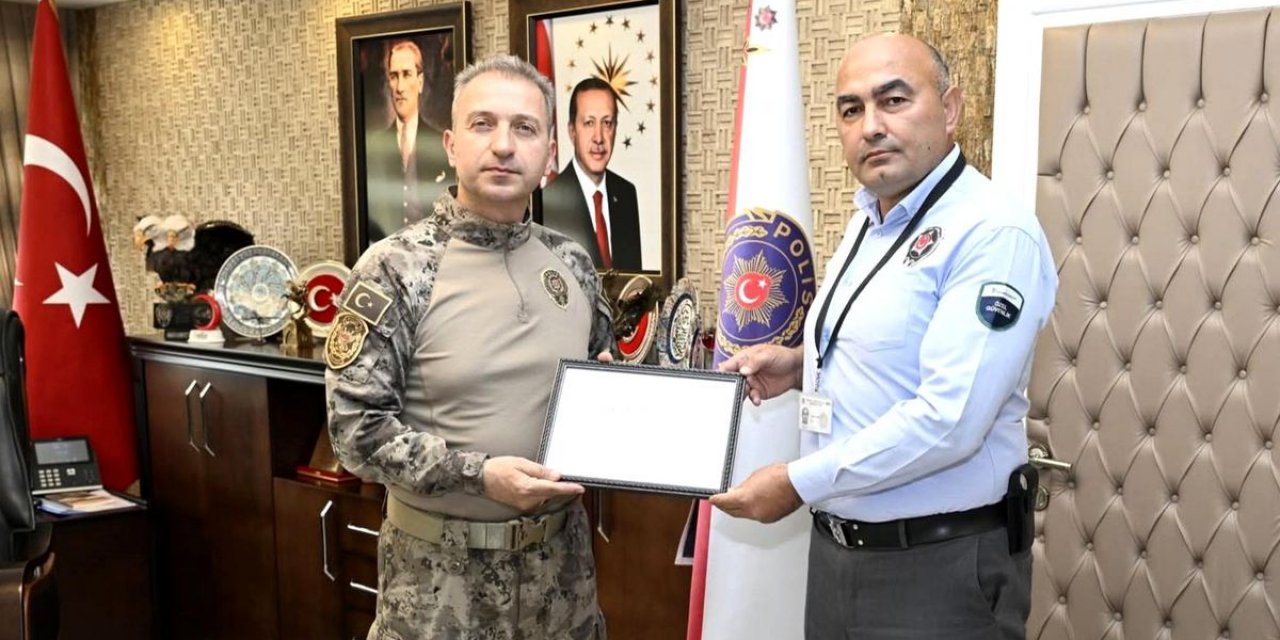 Güvenlik Görevlisi Dolandırıcılığı Önledi