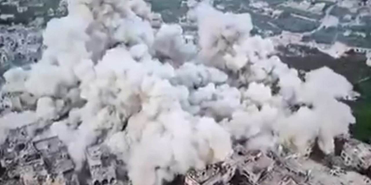 İsrail, Lübnan'da Koca Mahalleyi Havaya Uçurdu