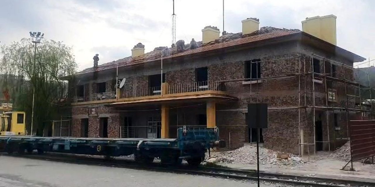 Tarihi Palu Tren İstasyonu Yenileniyor
