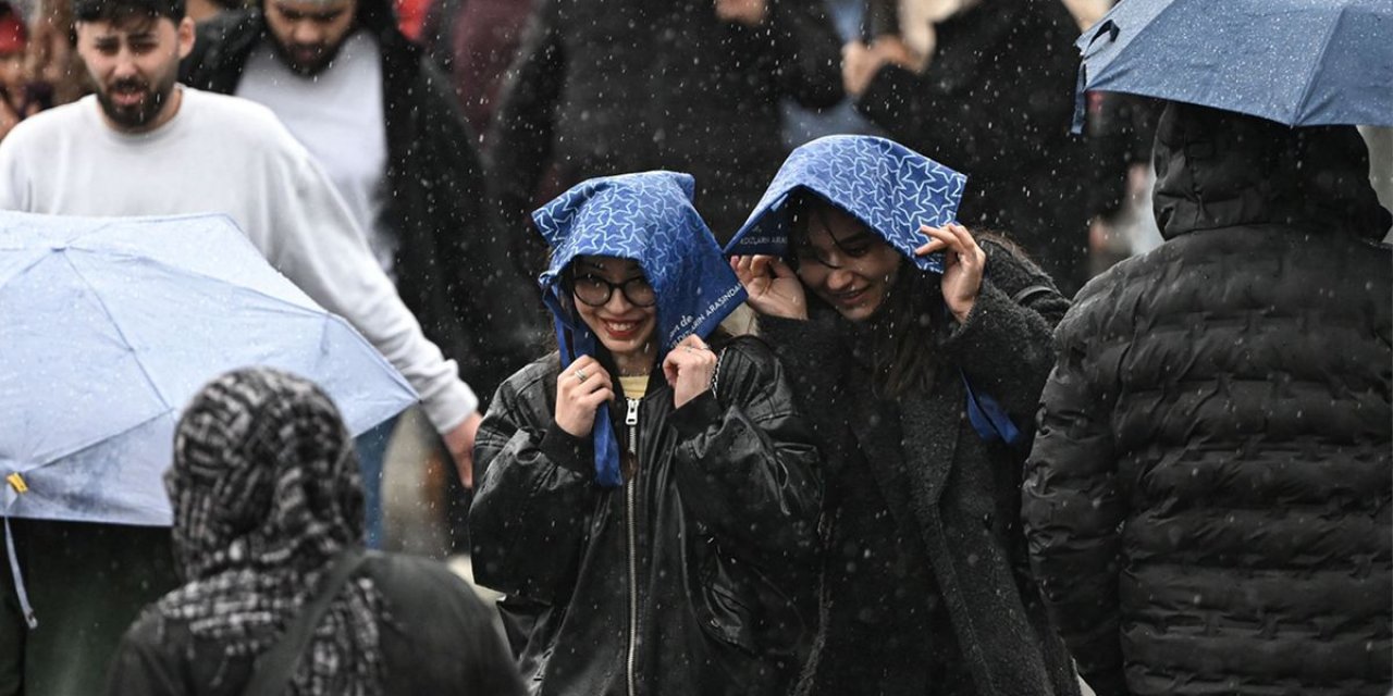 İstanbullular Dikkat! AKOM Tarih Verdi, Yazı Beklerken Kış Geri Geliyor