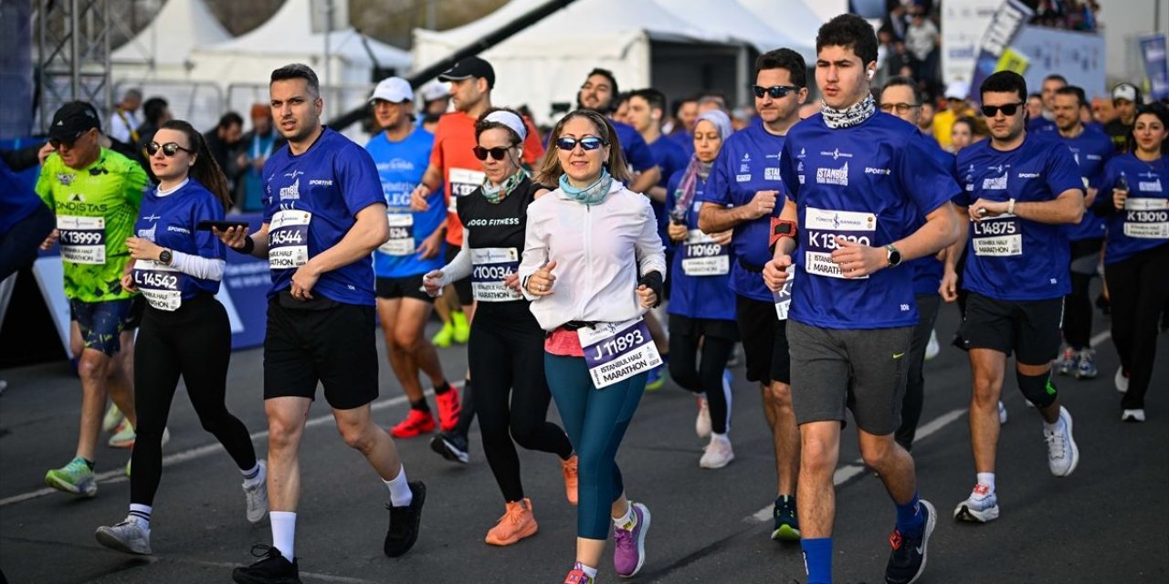 21. İstanbul Yarı Maratonu'nu Kazananlar Belli Oldu! Kenyalı İkizler Zirvede