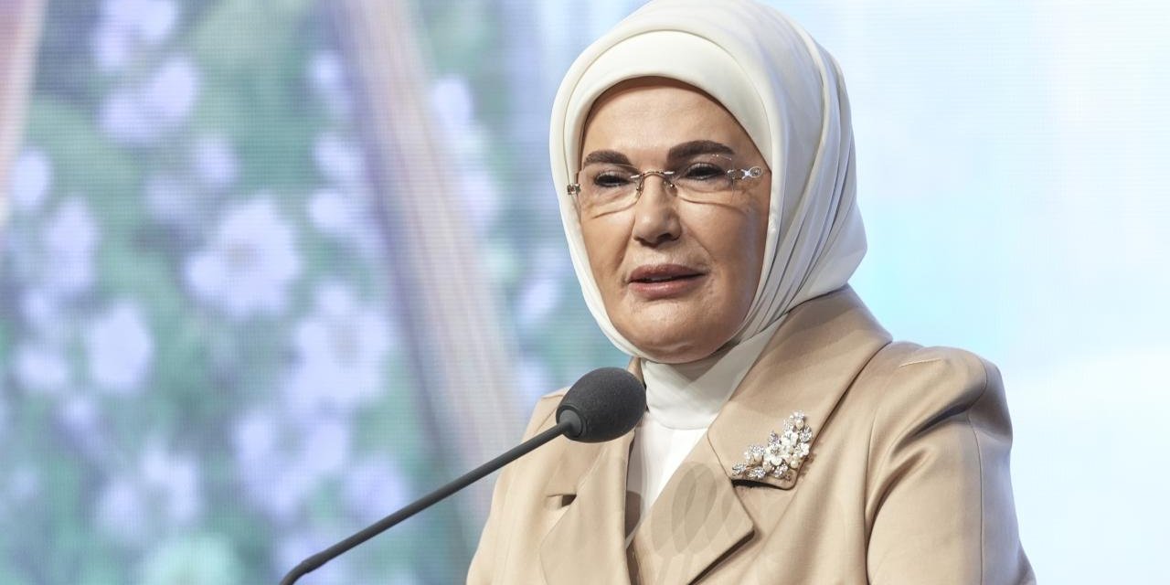 Emine Erdoğan'dan "Antalya Diplomasi Forumu" Paylaşımı