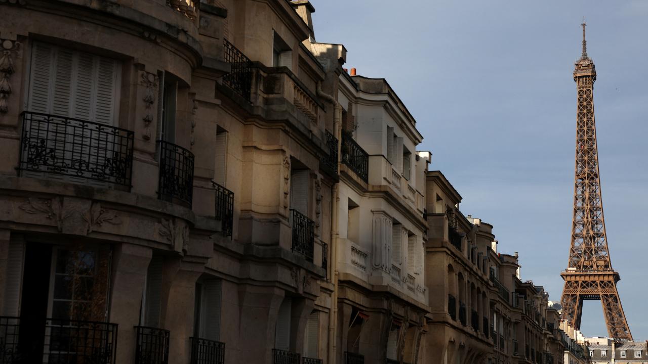 Paris'te İkinci Dünya Savaşı Bombası İmhası İçin Binlerce Kişi Tahliye Edildi