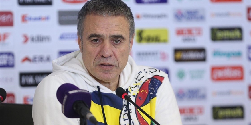 Fenerbahçe Teknik Direktörü Yanal: Sezon Sonunda Herkesi Arkamızda Göreceğiz