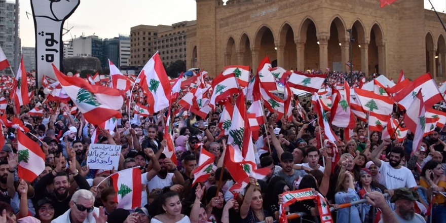 Lübnan'da Protestoculardan Eylemlere Devam Çağrısı
