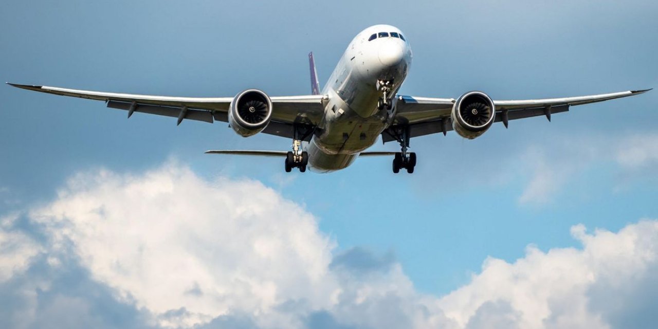 İran-Türkiye Hattında 52 Gün Sonra Bir İlk! Meşhed-İstanbul Uçak Seferi Yapılacak