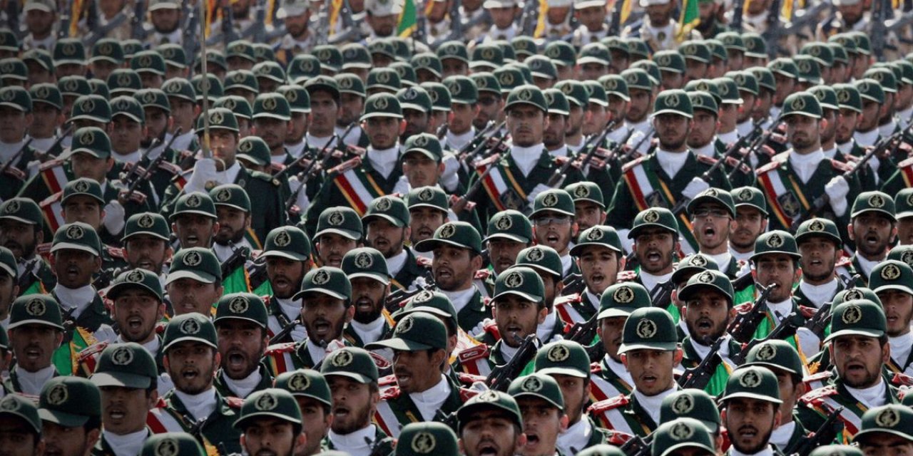 İran Devrim Muhafızları: Çatışmalar Yeniden Başlarsa Düşmana Ezici Darbeler İndireceğiz